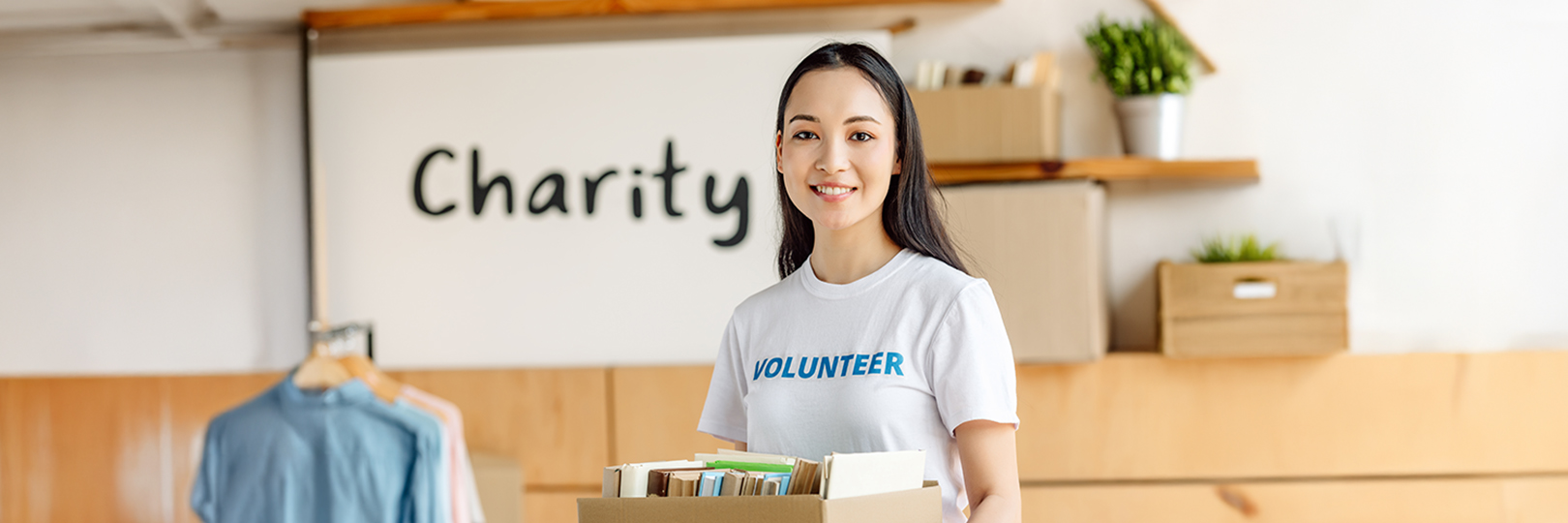 Volunteer_1620x540